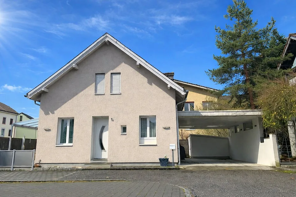 Maison unifamiliale indépendante dans un emplacement central à Münchenstein – photo 3 sur 12