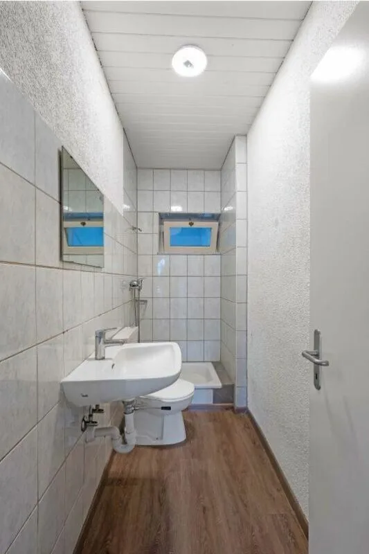 Charming old apartment with winter garden in a central location