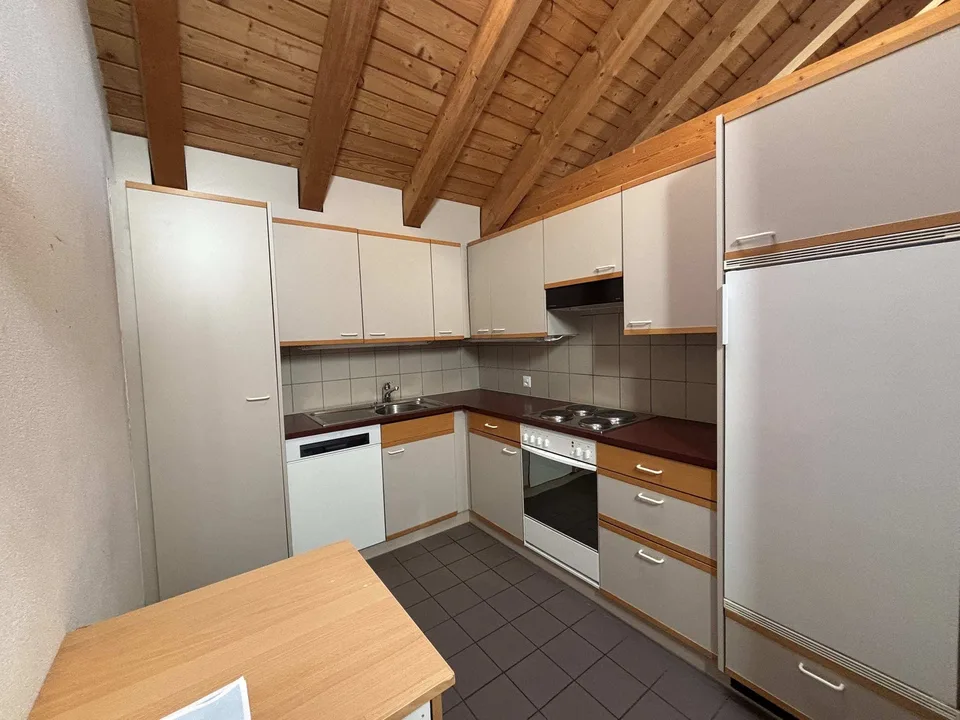 3.5-room attic apartment in Disentis - available for rent on a limited basis