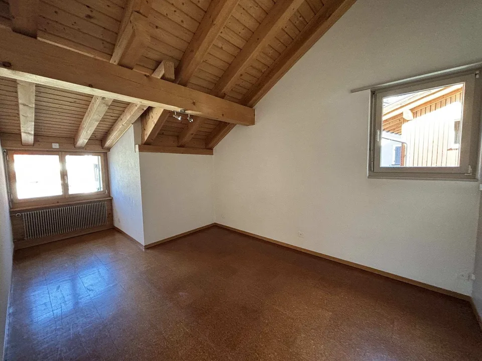 3.5-room attic apartment in Disentis - available for rent on a limited basis
