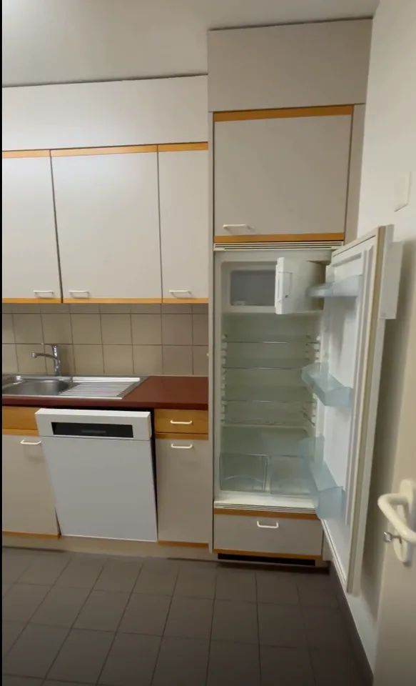 Appartement 4.5 pièces avec balcon à louer pour une durée déterminée