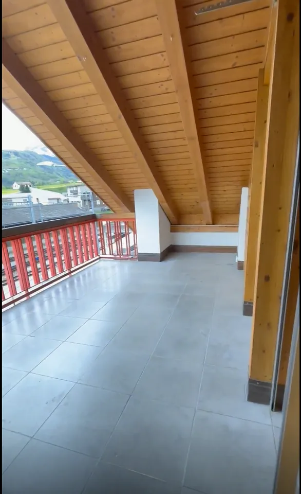 Appartement 4.5 pièces avec balcon à louer pour une durée déterminée