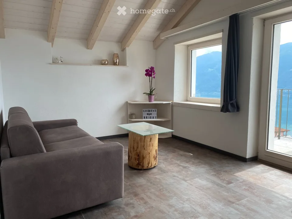 Appartamento di 2.5 locali con magnifica vista lago a Brissago