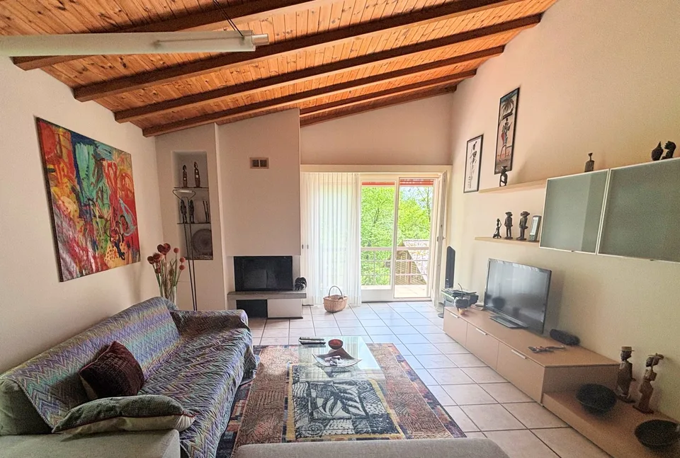 Appartement rénové immergé dans le vert et la nature – photo 8 sur 11