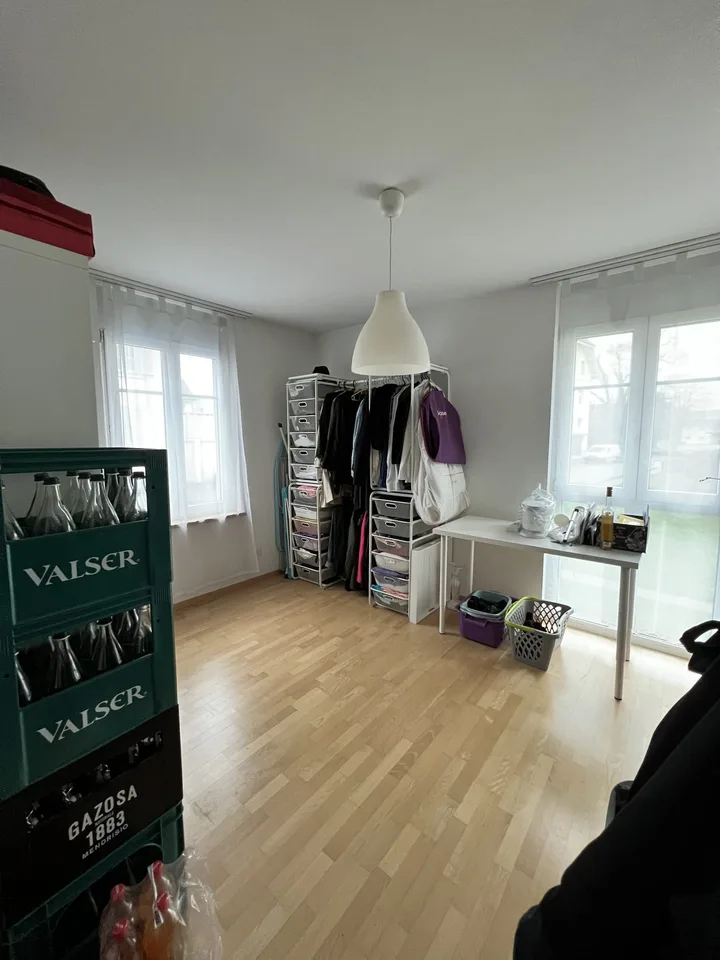 Helle Erdgeschosswohnung in zentrumsnaher Lage in Amriswil – Foto 3 von 7