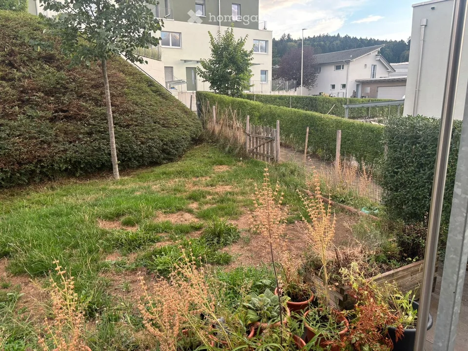 Charmante maison mitoyenne 4½ pièces avec jardin privé