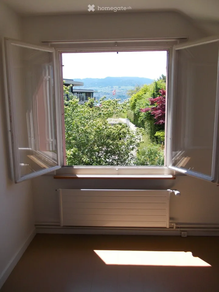 Casa familiare di 6 locali a Stäfa con giardino di stile parco.