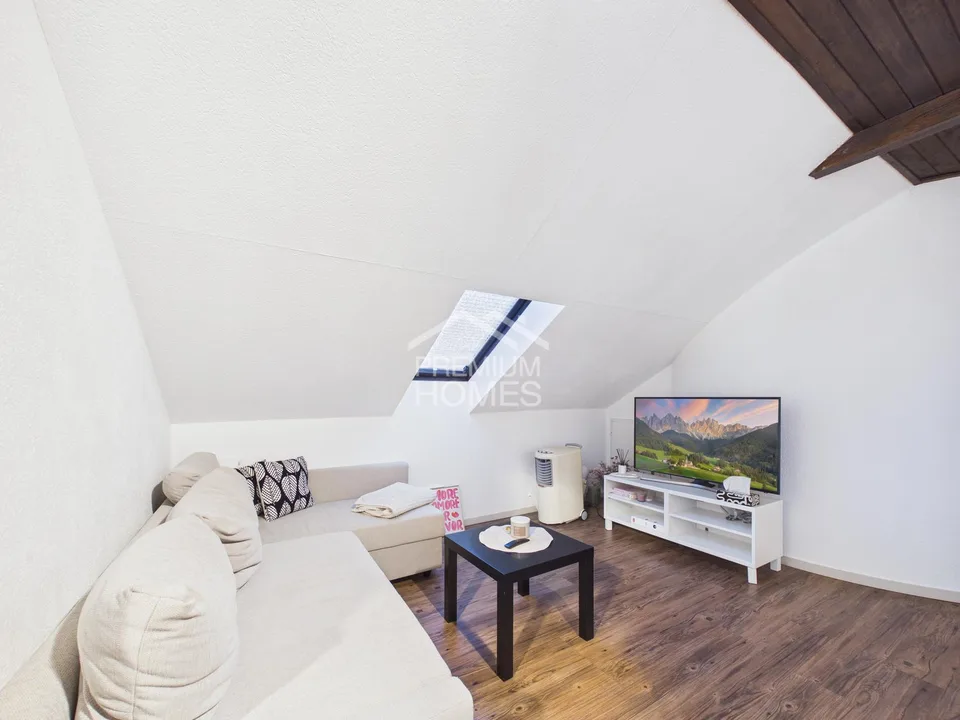 7.5 Zimmer Einfamilienhaus in Brütten – Foto 7 von 18