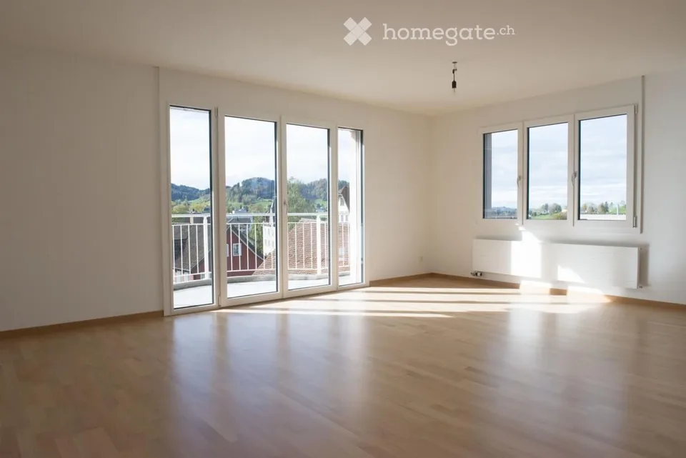 Appartement moderne, proche du centre avec vue lointaine – photo 2 sur 11