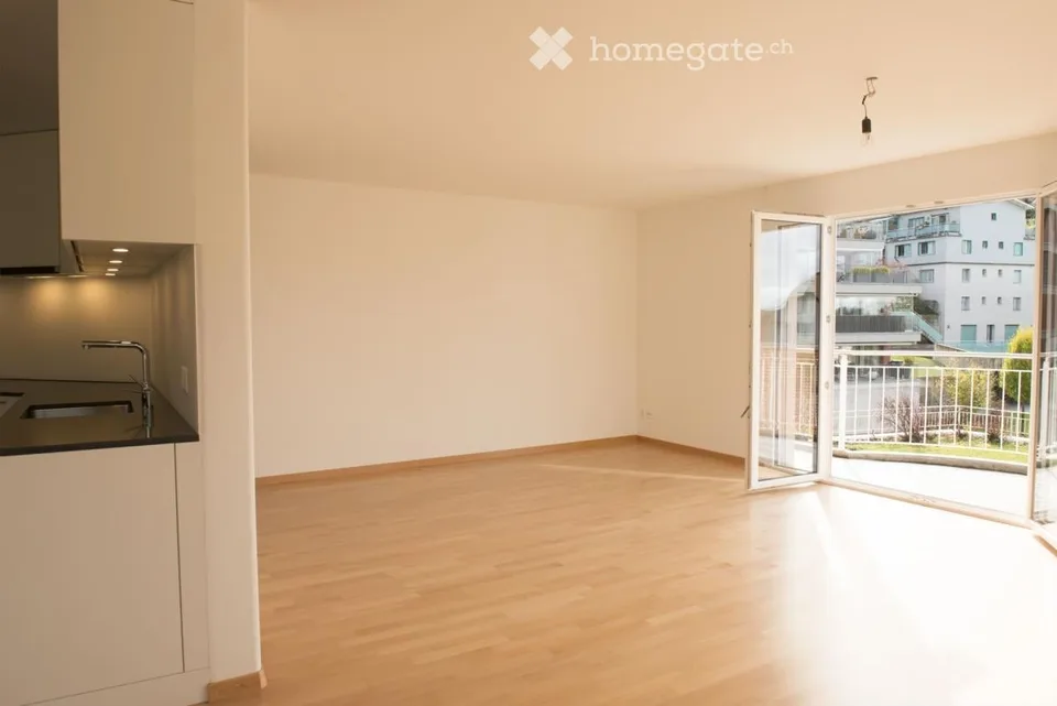 Appartement moderne, proche du centre avec vue lointaine – photo 3 sur 11