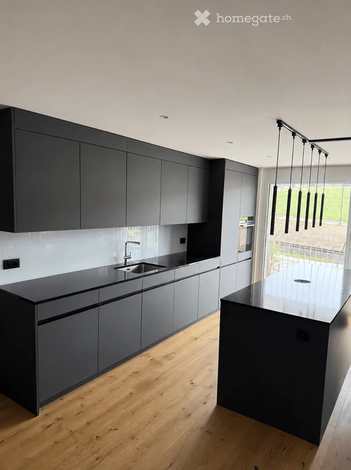 Moderne 4.5-Zimmer-Neubauwohnung in Niederweningen – Komfort und Lebensqualität pur