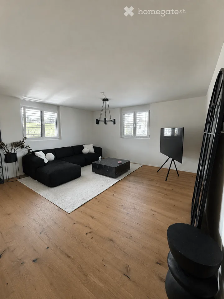 Moderne 4.5-Zimmer-Neubauwohnung in Niederweningen – Komfort und Lebensqualität pur