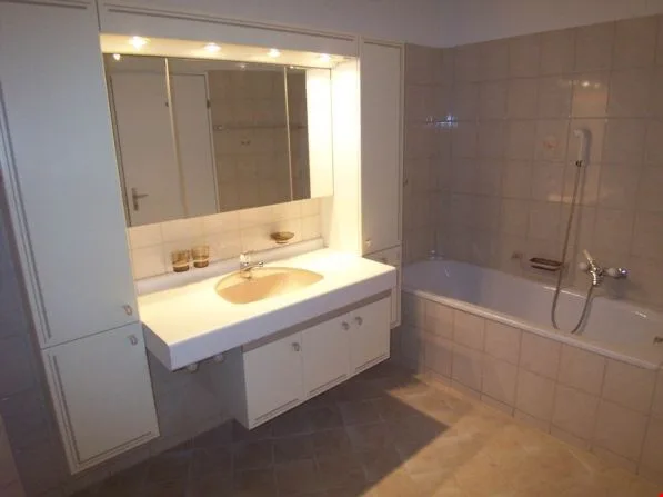 *Die 2-Minutenwohnung * Wintergarten * Eigentumswohnung der Extraklasse zur Miete ! *
