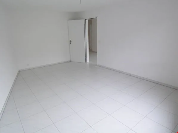 *Die 2-Minutenwohnung * Wintergarten * Eigentumswohnung der Extraklasse zur Miete ! *