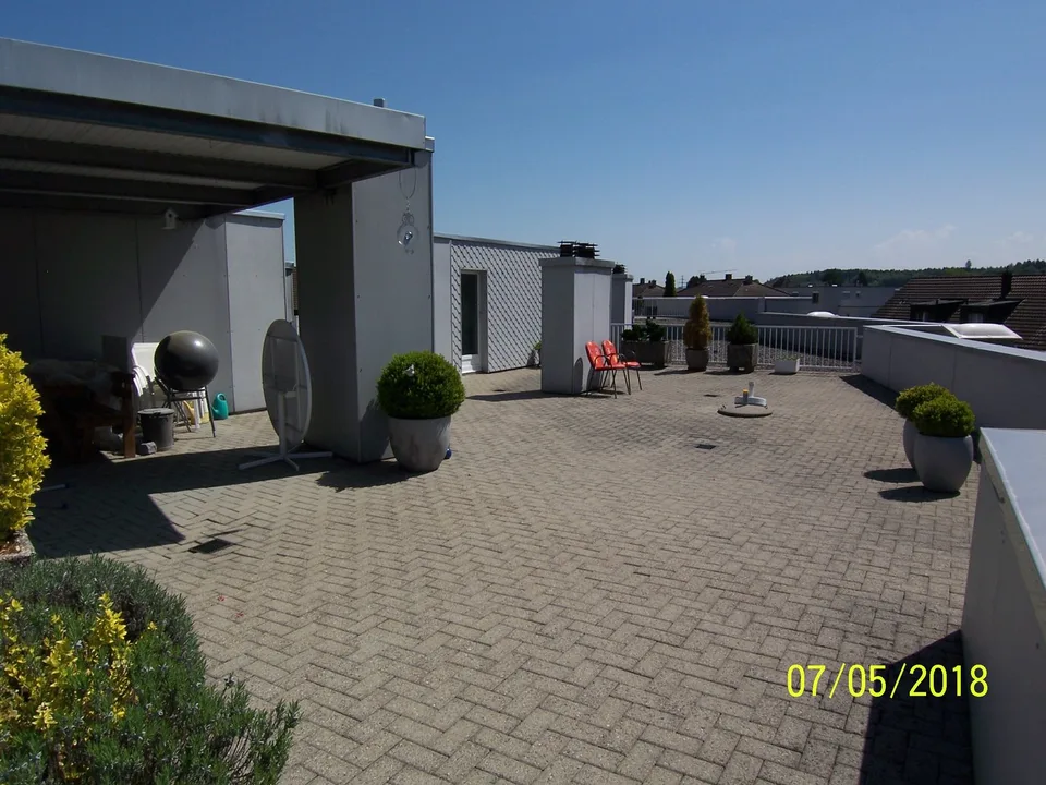 *Die 2-Minutenwohnung * Wintergarten * Eigentumswohnung der Extraklasse zur Miete ! *