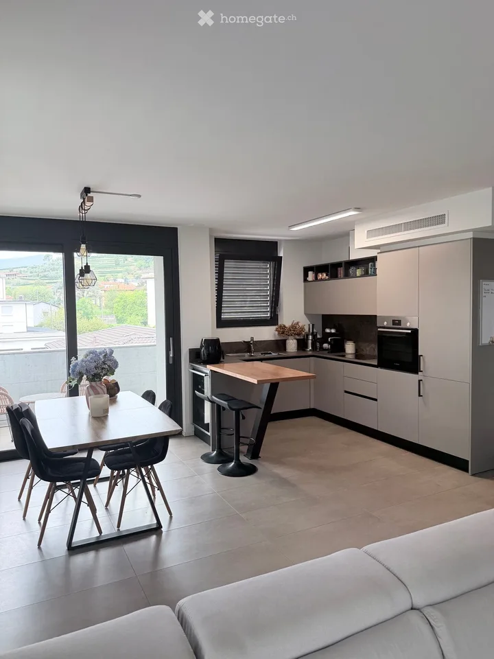 Bel attico duplex avec 4,5 pièces et grande terrasse