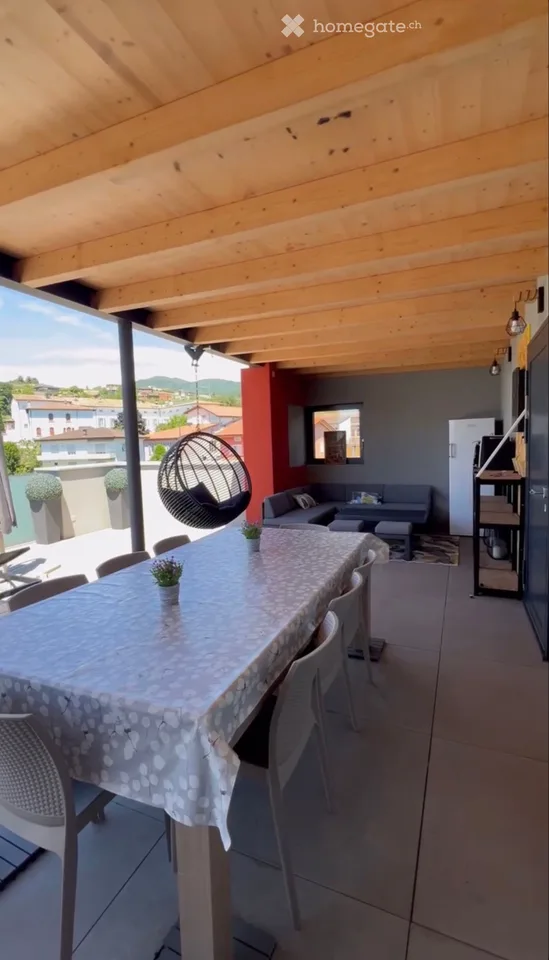 Bel attico duplex avec 4,5 pièces et grande terrasse