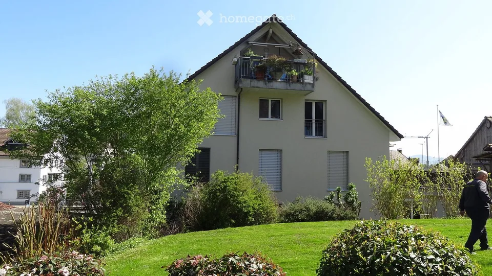 Mehrfamilienhaus mit 3 Wohnungen als Anlageobjekt oder Generationenhaus in Egg b ZH – Foto 5 von 18