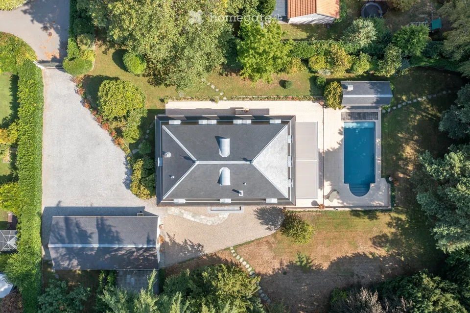 Rare – Belle villa de maître avec piscine et parc de 4’000 m² – photo 25 sur 25
