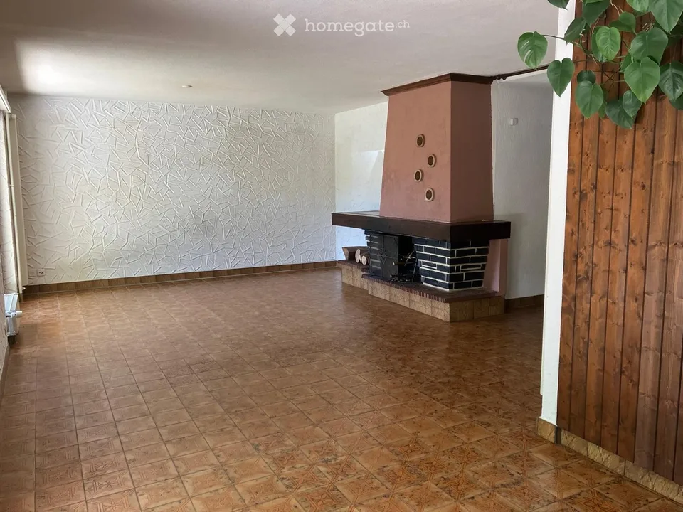 Appartement von 109m2 in den Neuenburger Bergen zu renovieren nach Ihrem Geschmack – Foto 4 von 16