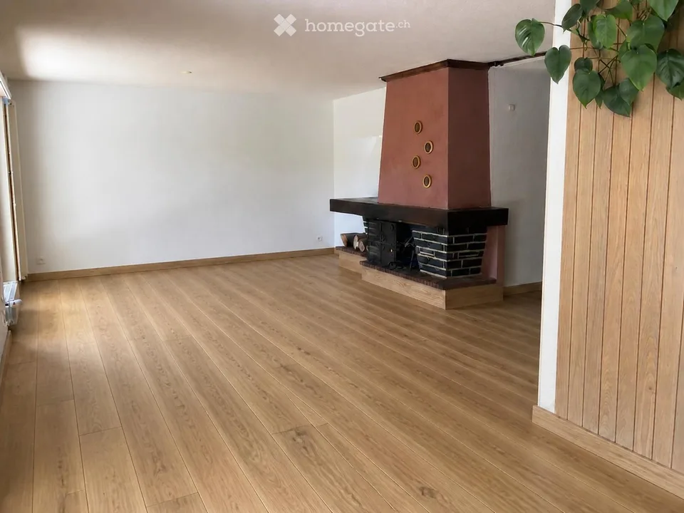 Appartement von 109m2 in den Neuenburger Bergen zu renovieren nach Ihrem Geschmack – Foto 3 von 16