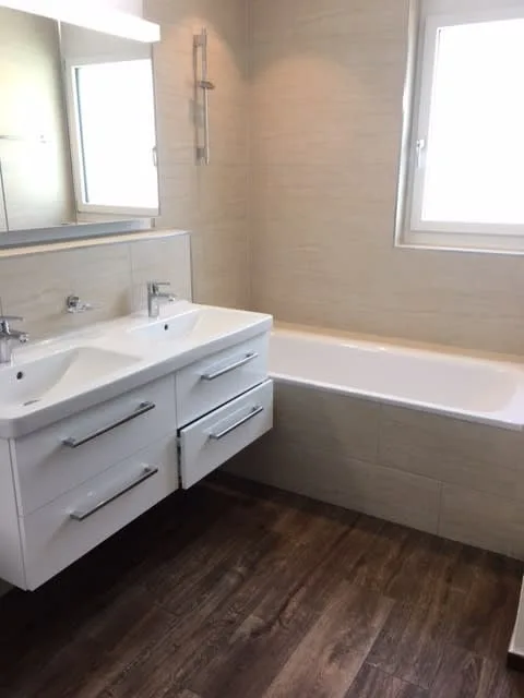 Luxuriöse, helle Wohnung im steuergünstigen Lufingen