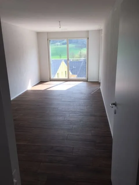 Luxuriöse, helle Wohnung im steuergünstigen Lufingen