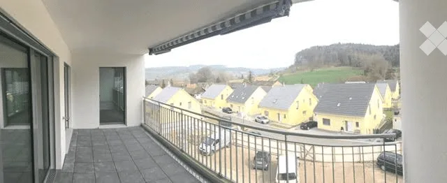 Luxuriöse, helle Wohnung im steuergünstigen Lufingen