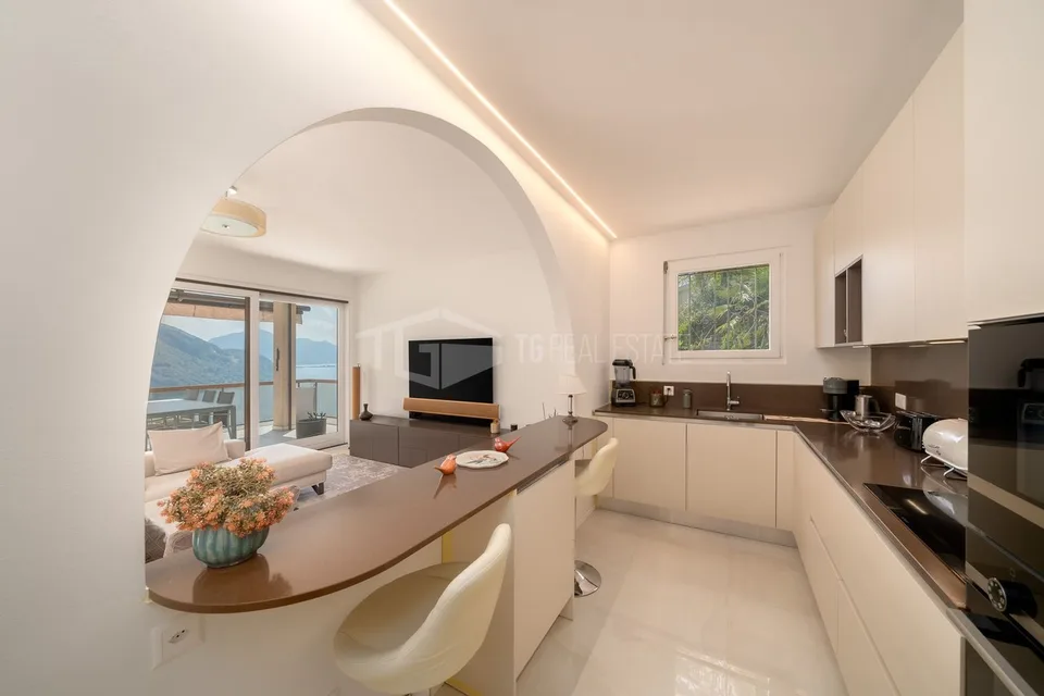 APPARTAMENTO AMMOBILIATO CON VISTA LAGO – Foto 6 von 14