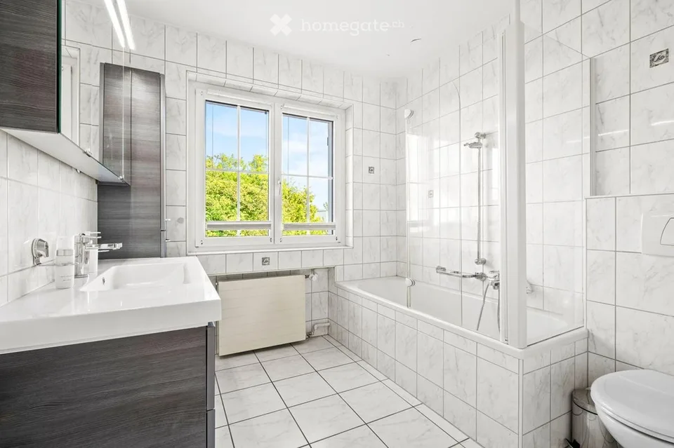 Möbliertes Einfamilienhaus (befristet: 1 Jahr) – 25 Min von Zürich HB - mit Sauna und Whirlpool