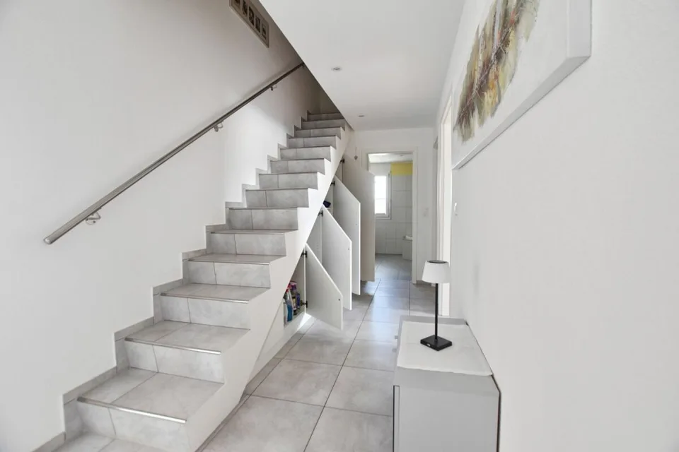 Appartamento di 4,5 locali con accesso diretto al tetto convertito – foto 2 di 12