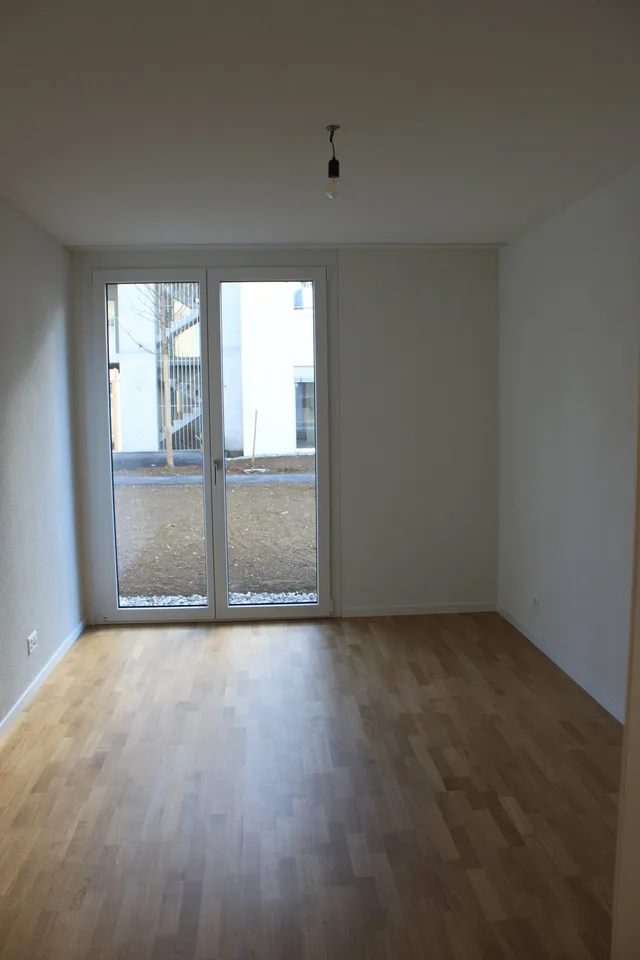 Schöne und helle 3.5-Zimmerwohnung im 1. OG mitte rechts
