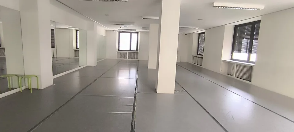 Helle Bürofläche zur Miete in Vevey – 124 m², zugänglich, sofort verfügbar – Foto 2 von 3