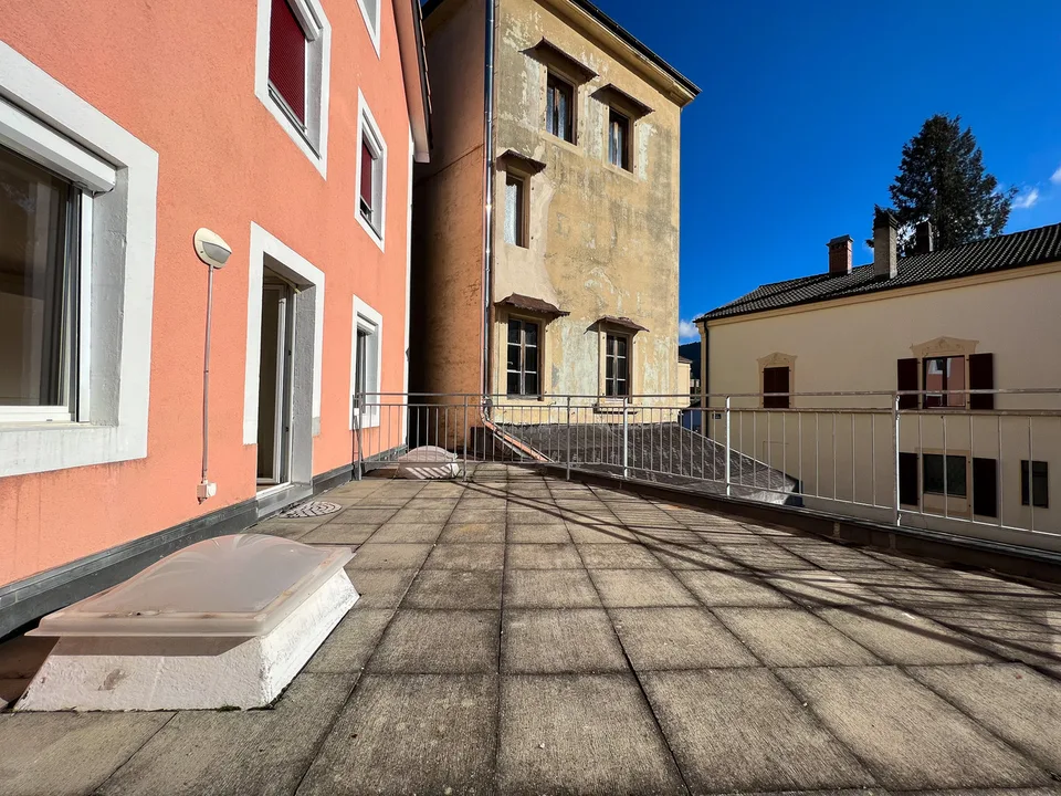 Appartamento di 3 locali con grande terrazza di ca. 25 m2