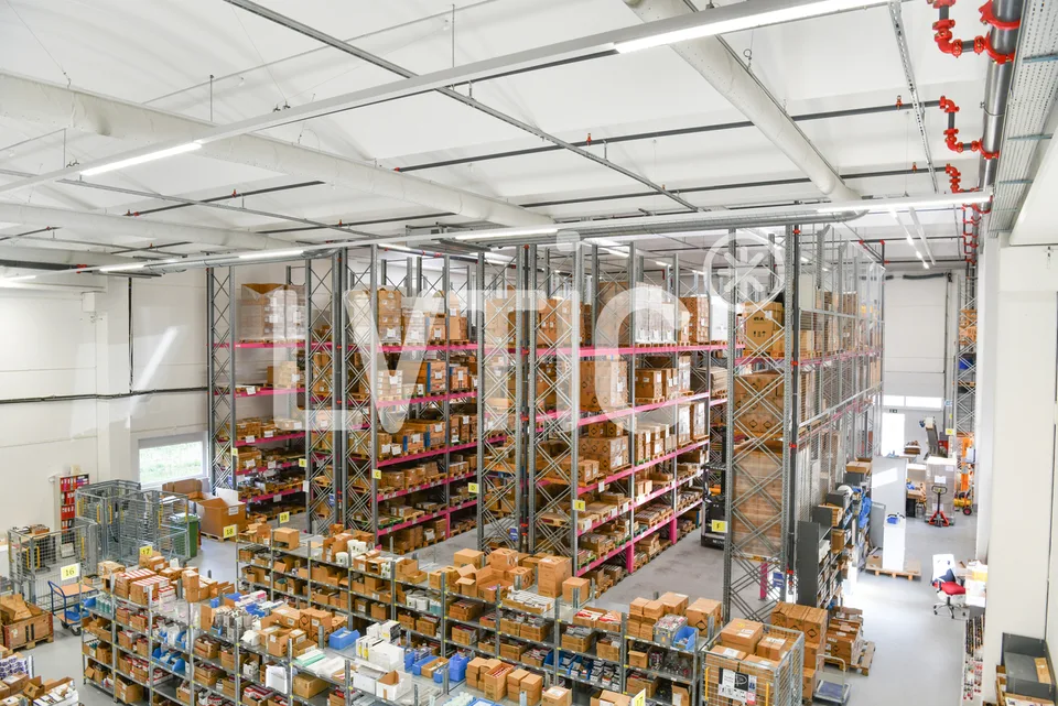 Industriegebäude von 1560 m2 zur Miete in Sierre – Foto 3 von 13