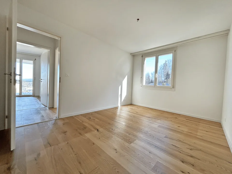 Vue magnifique – moderne, spacieuse, lumineuse et accueillante – photo 16 sur 17