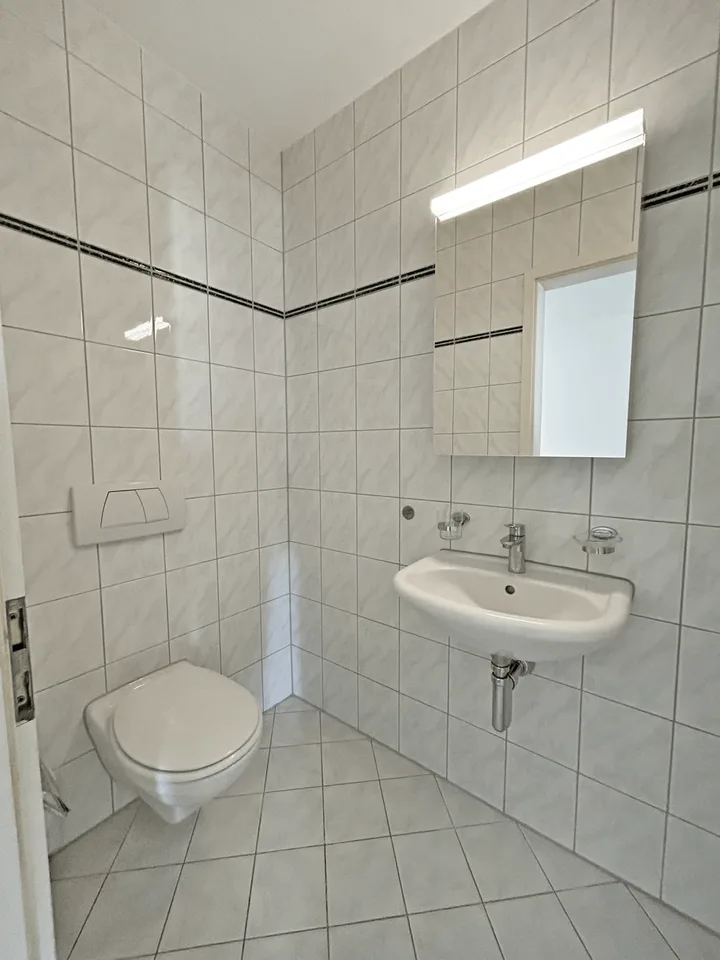 Vue magnifique – moderne, spacieuse, lumineuse et accueillante – photo 10 sur 17