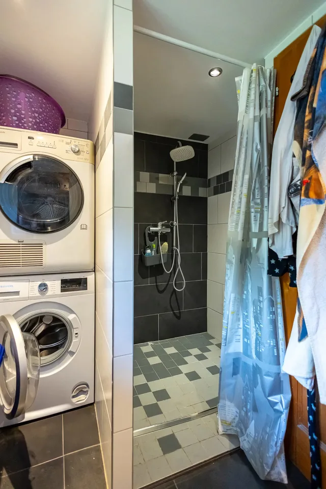 Charmante maison de 2 appartements à Albeuve – photo 8 sur 17
