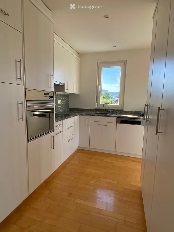 3½-room maisonette attic apartment (possibility of realization as 4½ rooms) – photo 17 of 28
