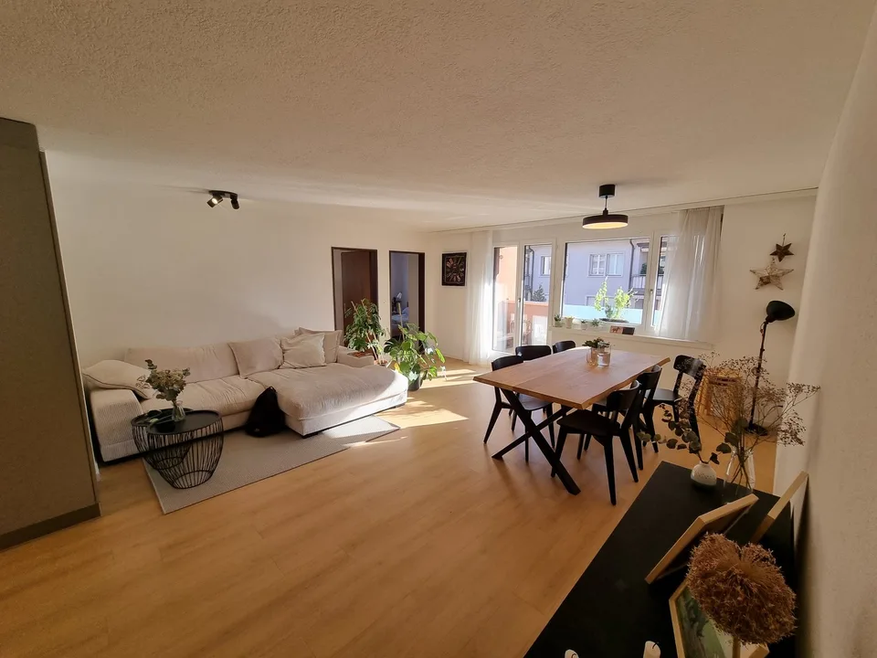 3½ ZI-WOHNUNG IN GOLDAU (SZ), MÖBLIERT, TEMPORÄR