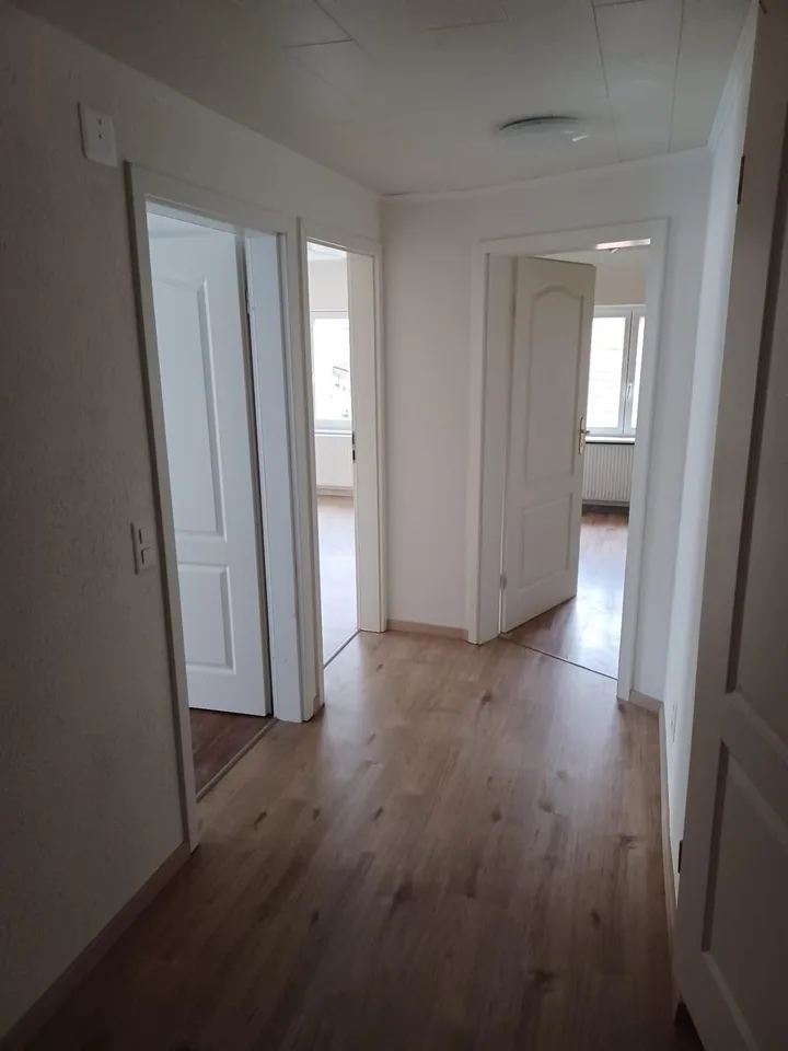 Grosszügige 6½ Zimmer Triplex-Wohnung, wohnen wie im eigenen Eckhaus – Foto 7 von 10