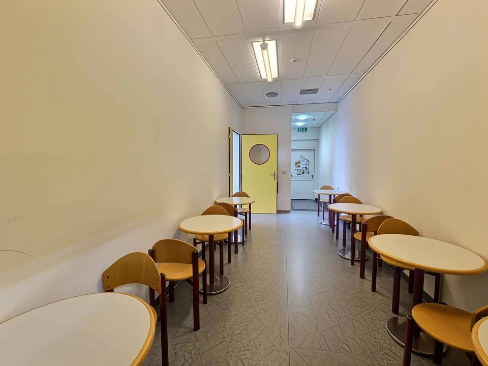 Angenehme, helle Büros von etwa 115 m2 – Foto 4 von 5
