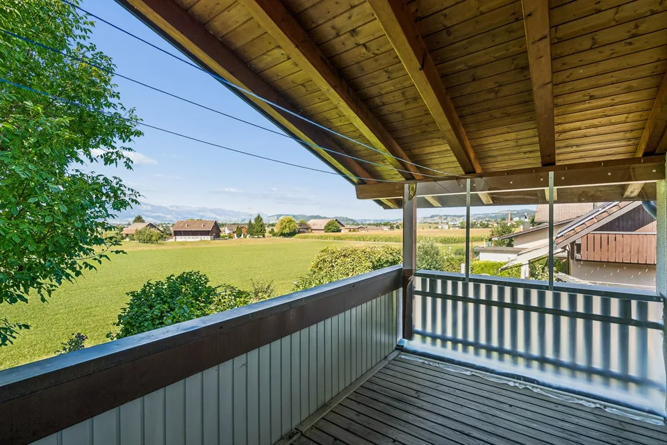 Wohnen mit Weitblick – freistehendes 7-Zimmer-Einfamilienhaus – Foto 8 von 21