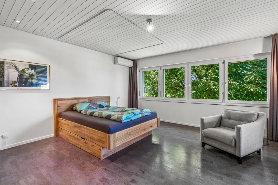 Wohnen mit Weitblick – freistehendes 7-Zimmer-Einfamilienhaus – Foto 10 von 21