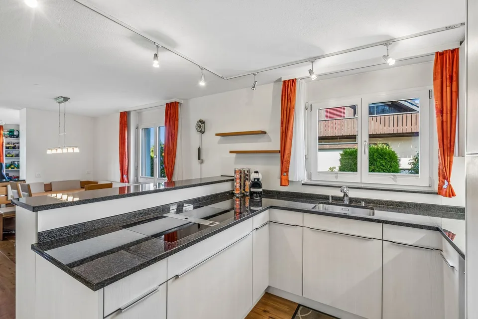 Wohnen mit Weitblick – freistehendes 7-Zimmer-Einfamilienhaus – Foto 15 von 21