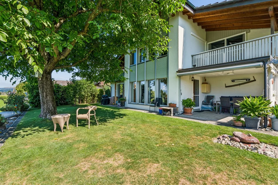 Wohnen mit Weitblick – freistehendes 7-Zimmer-Einfamilienhaus – Foto 5 von 21