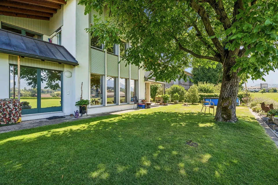 Wohnen mit Weitblick – freistehendes 7-Zimmer-Einfamilienhaus – Foto 6 von 21