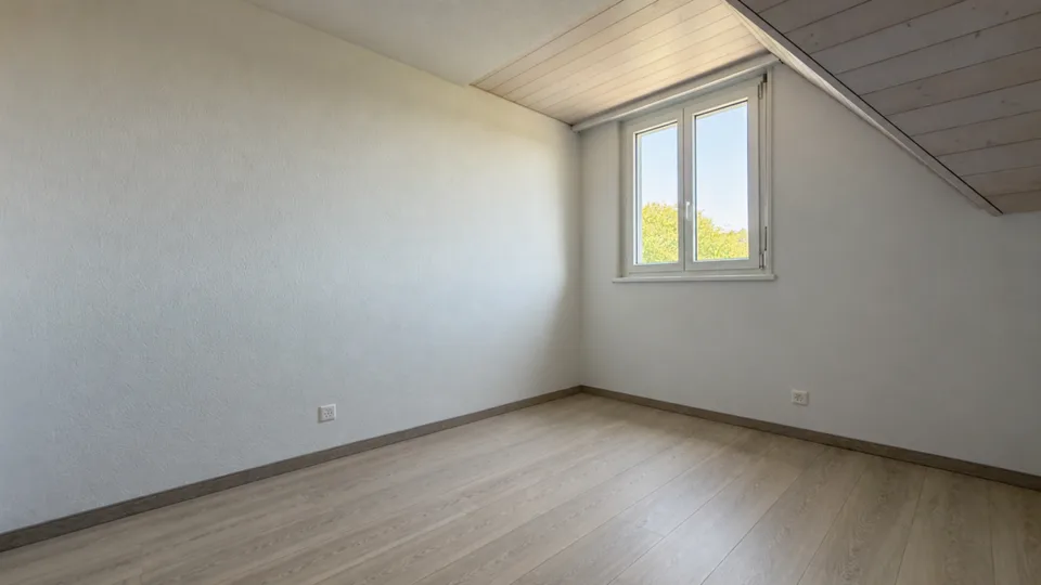 Living with a View - Spacious Maisonette Penthouse with Gallery and Sunny Balcony