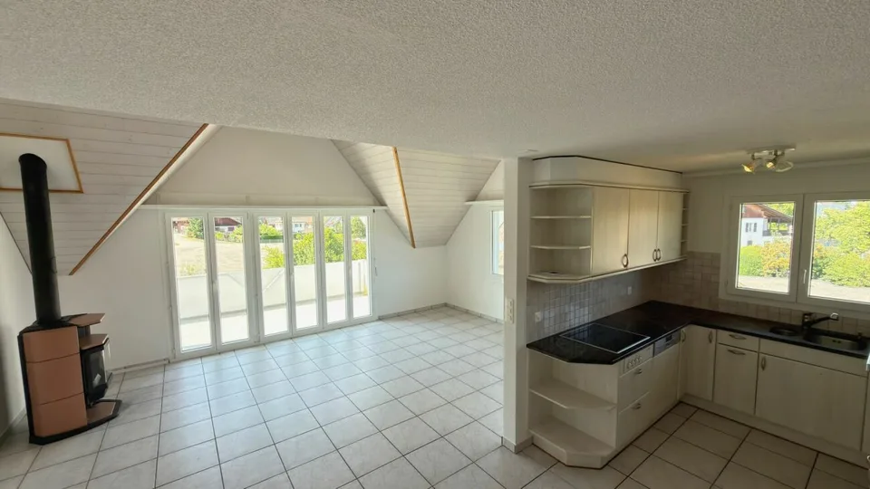 Living with a View - Spacious Maisonette Penthouse with Gallery and Sunny Balcony
