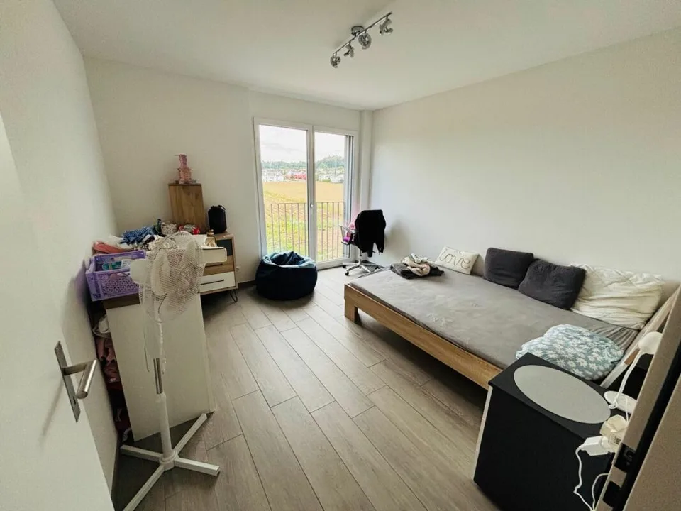 Ampio appartamento di 4.5 locali con balcone meraviglioso